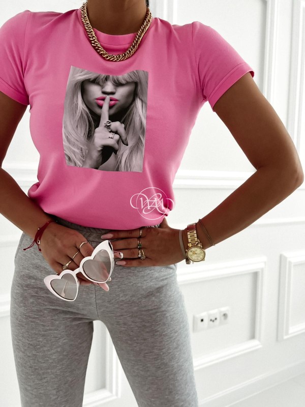 T-shirt Female Lips pink